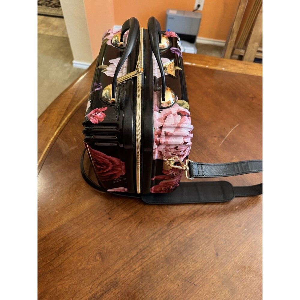 Triforce Elite Hardside Travelware Beauty Case Luggage Versailles Floral Strap - Picture 4 of 7